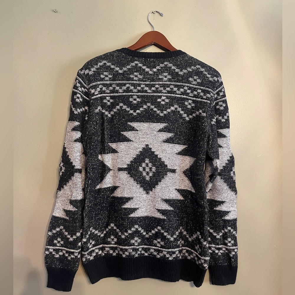 Sweater - Picture 3 of 3